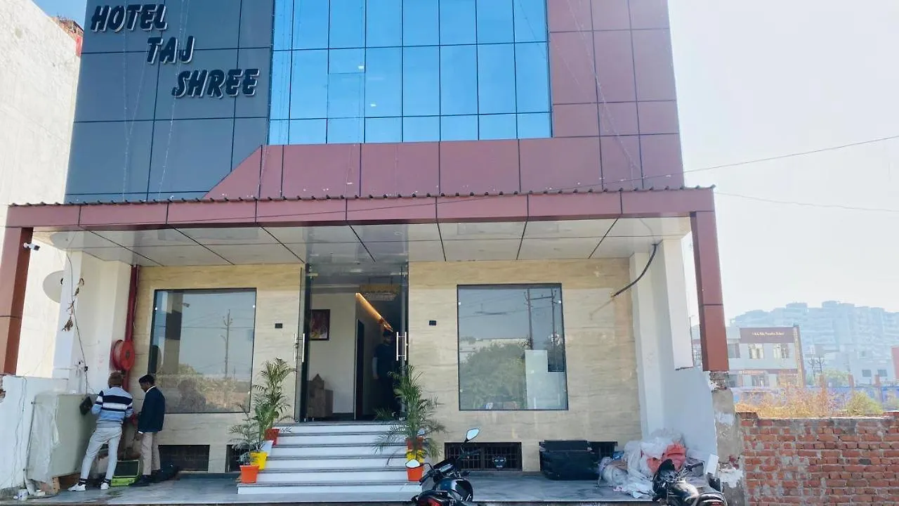 Taj Comfort Inn Agra  Indie