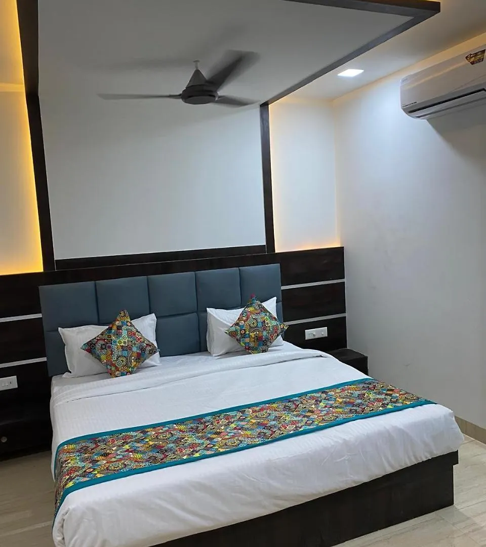 Hotel Taj Shree