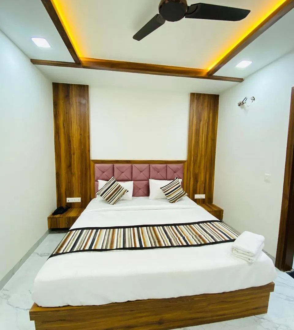 Hotel Taj Shree